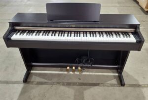 【YAMAHA / YDP140】